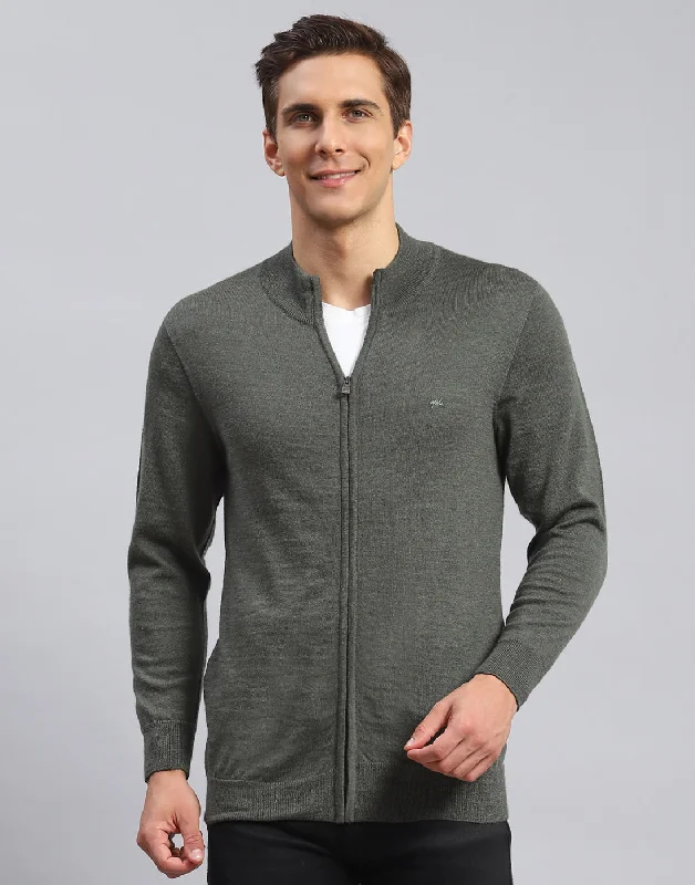 Men Olive Solid Stand Collar Full Sleeve Pullover